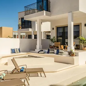 Сasa de vacaciones Casa Gallo, Heated Pool, Exclusive & Great Location